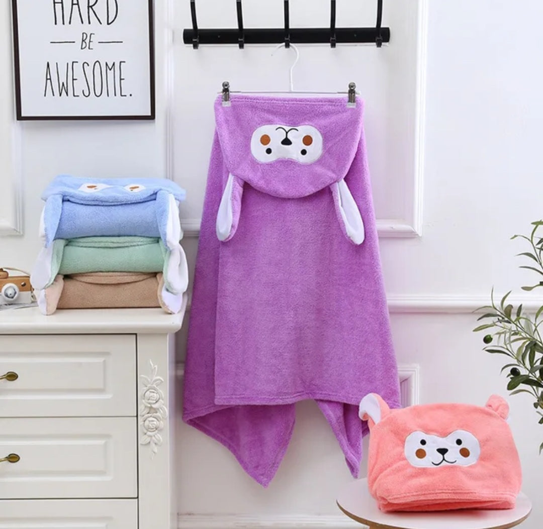 منشفة مع غطاء رأس للأطفال